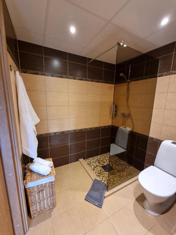 R63 Apartment With Terrace Тарту Экстерьер фото